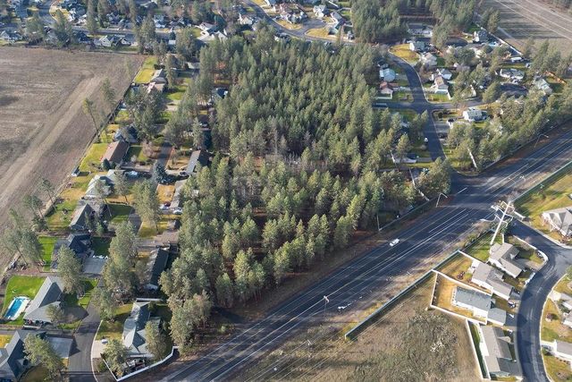 10203 N Nine Mile Rd, Nine Mile Falls, WA 99026
