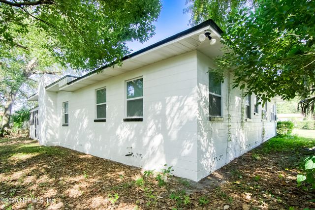 6910 CARTIER Circle, Jacksonville, FL 32208