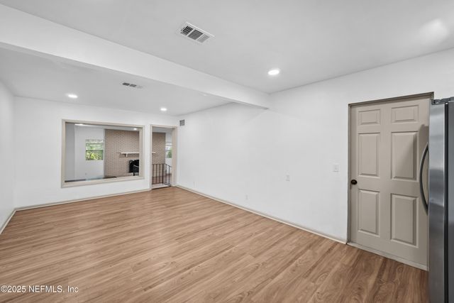 6910 CARTIER Circle, Jacksonville, FL 32208