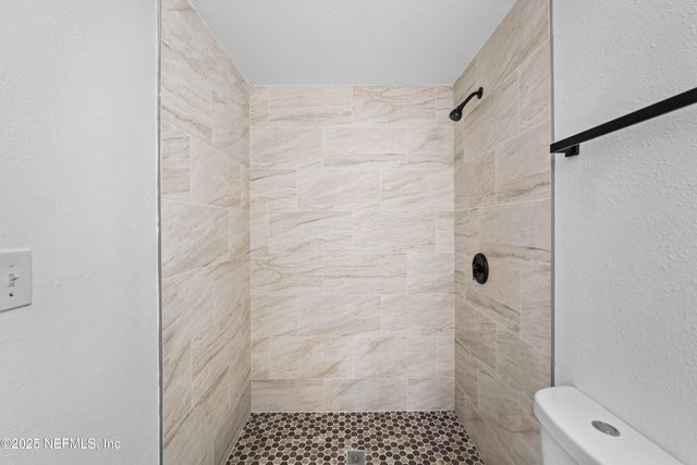 6910 CARTIER Circle, Jacksonville, FL 32208