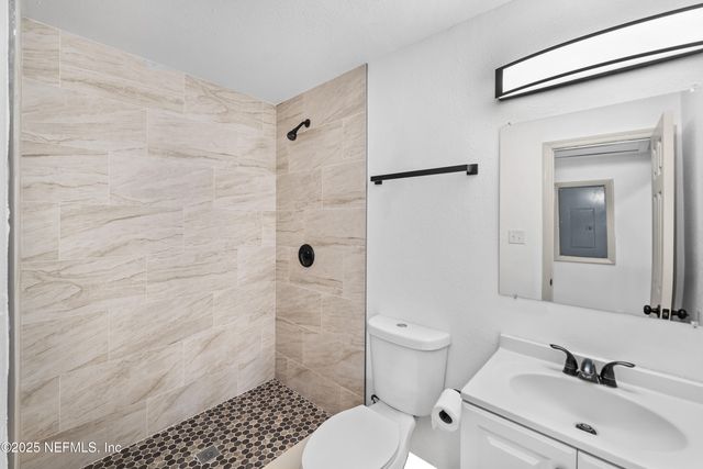 6910 CARTIER Circle, Jacksonville, FL 32208