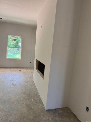 286 Everest, Alexander, AR 72002