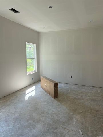 286 Everest, Alexander, AR 72002