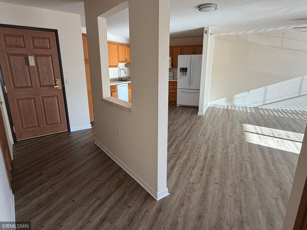 12 6th Street NE 225, Osseo, MN 55369 — photo 4
