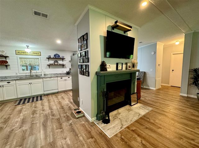 45 Arizona Lane, Huntsville, TX 77320