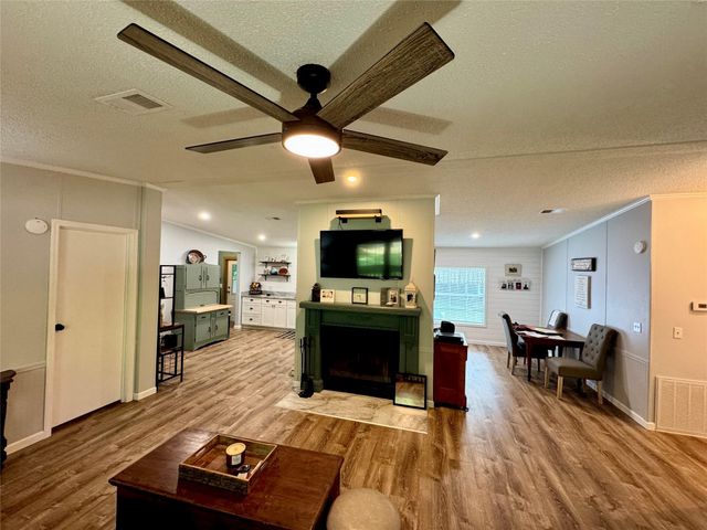 45 Arizona Lane, Huntsville, TX 77320