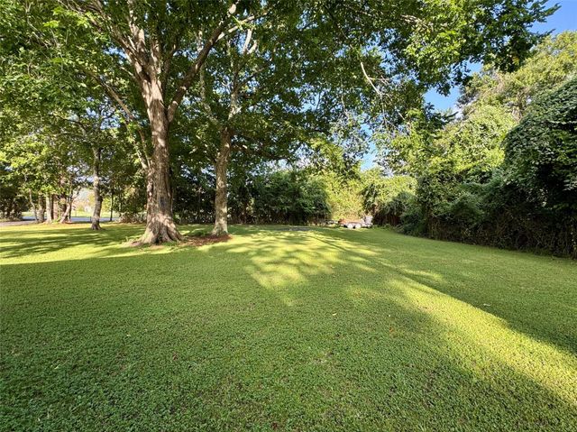 45 Arizona Lane, Huntsville, TX 77320