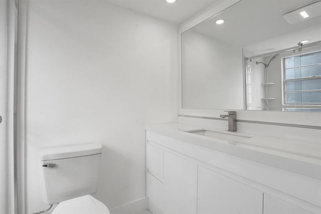 40 Prescott B 40, Deerfield Beach, FL 33442