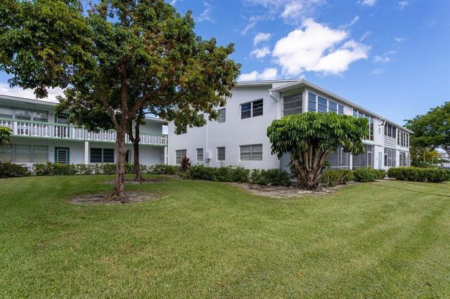 40 Prescott B 40, Deerfield Beach, FL 33442