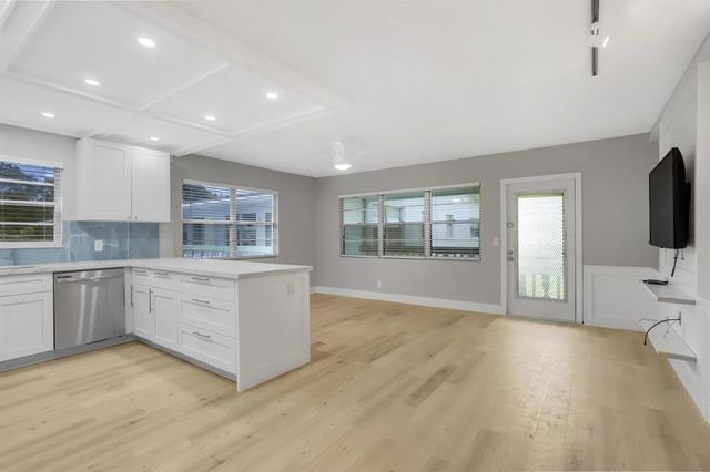 40 Prescott B 40, Deerfield Beach, FL 33442