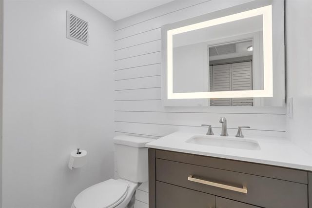 40 Prescott B 40, Deerfield Beach, FL 33442