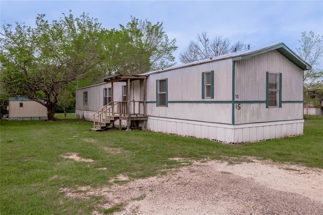 1961 Quality Boulevard 15, Huntsville, TX 77340