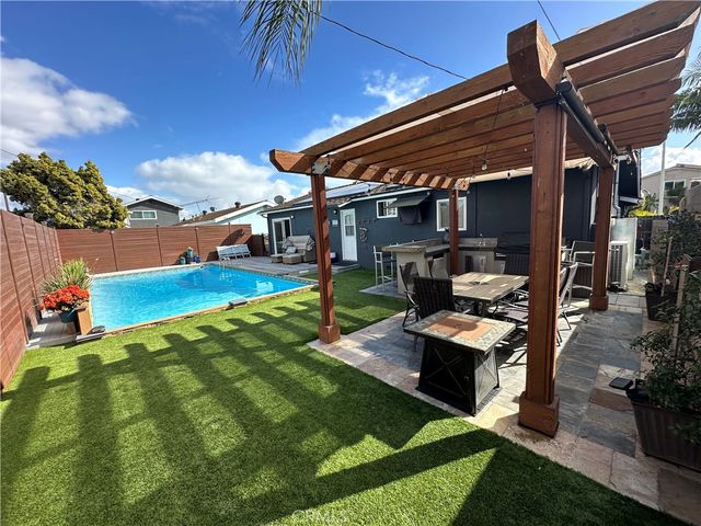 5311 Hendricksen Drive, Huntington Beach, CA 92649