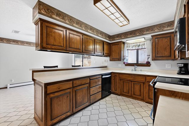 12214 Eric Court NE, Albuquerque, NM 87112