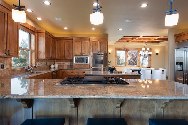 3419 NW Fairway Heights Drive, Bend, OR 97703