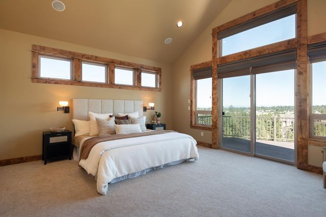 3419 NW Fairway Heights Drive, Bend, OR 97703