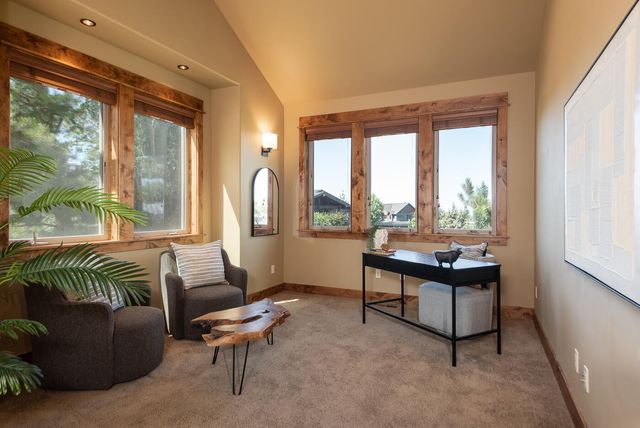 3419 NW Fairway Heights Drive, Bend, OR 97703