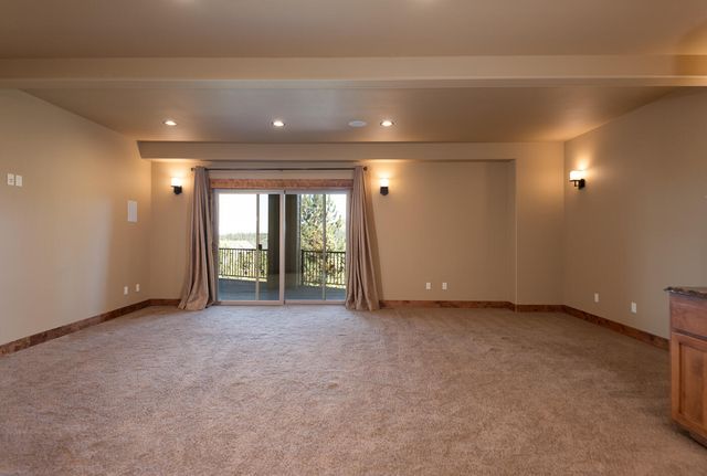 3419 NW Fairway Heights Drive, Bend, OR 97703