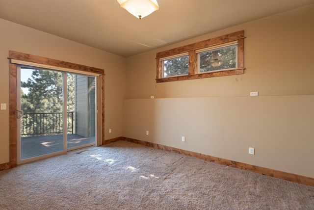 3419 NW Fairway Heights Drive, Bend, OR 97703