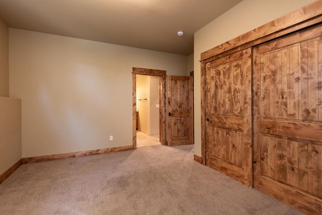 3419 NW Fairway Heights Drive, Bend, OR 97703