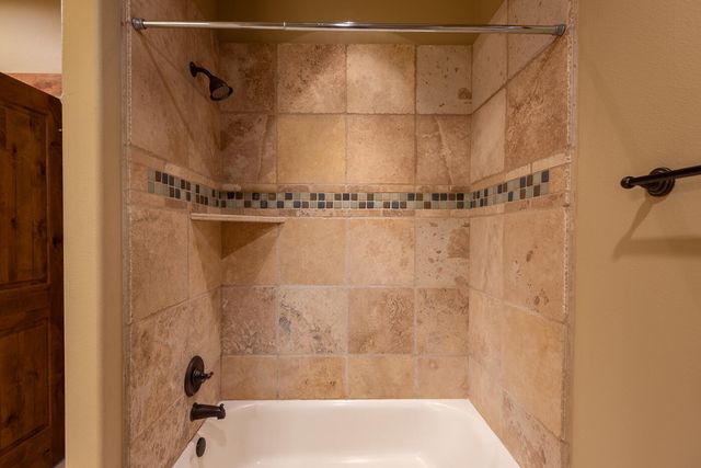 3419 NW Fairway Heights Drive, Bend, OR 97703