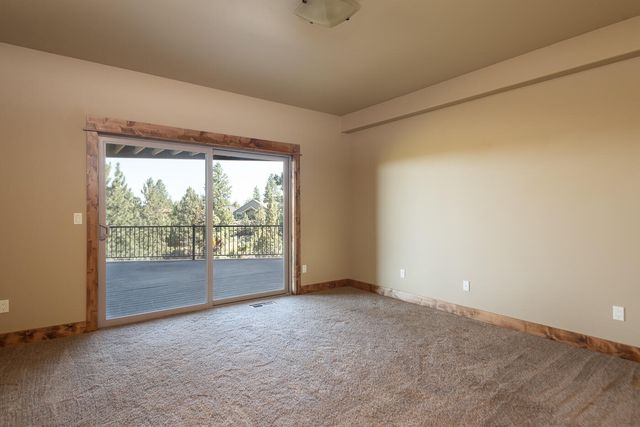 3419 NW Fairway Heights Drive, Bend, OR 97703