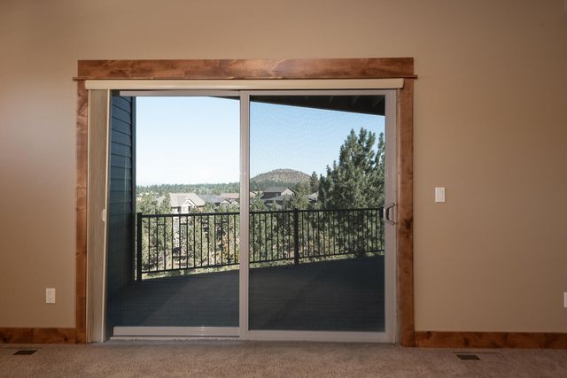 3419 NW Fairway Heights Drive, Bend, OR 97703