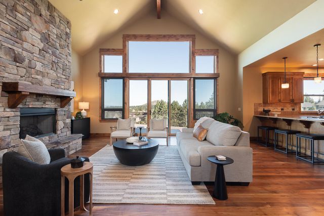 3419 NW Fairway Heights Drive, Bend, OR 97703