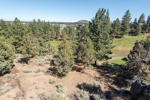 3419 NW Fairway Heights Drive, Bend, OR 97703