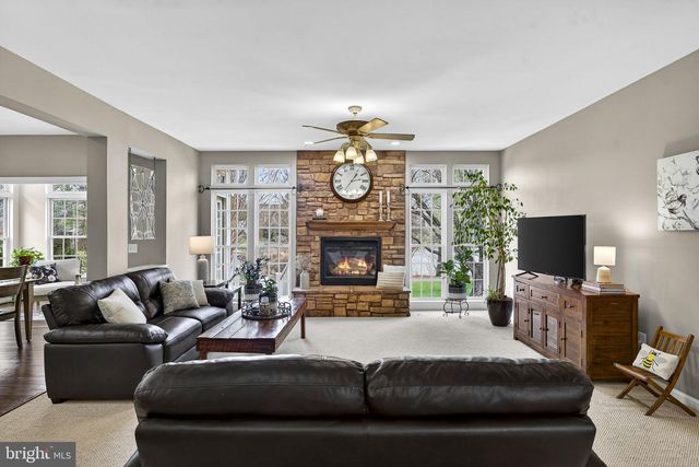 6913 BITTERROOT CT, Gainesville, VA 20155