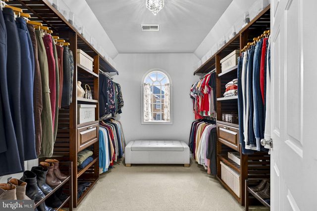 6913 BITTERROOT CT, Gainesville, VA 20155