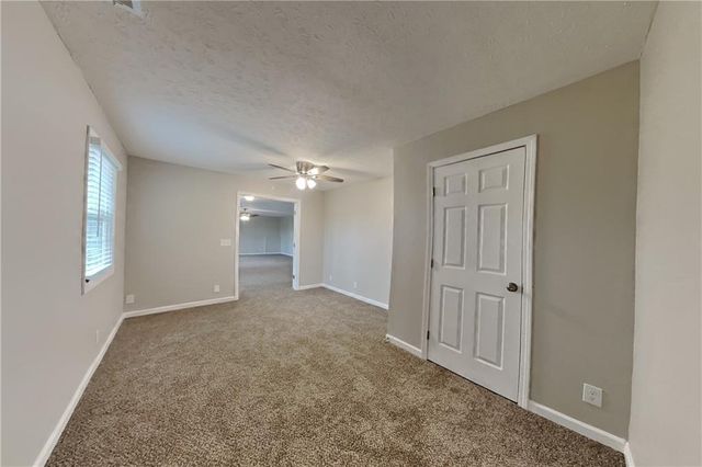 5493 Riverchase Drive, Flowery Branch, GA 30542