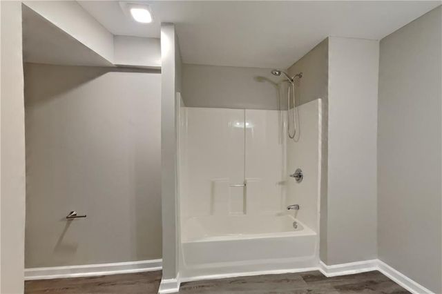 5493 Riverchase Drive, Flowery Branch, GA 30542