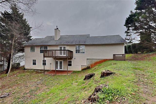 5493 Riverchase Drive, Flowery Branch, GA 30542