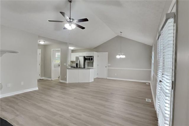 5493 Riverchase Drive, Flowery Branch, GA 30542