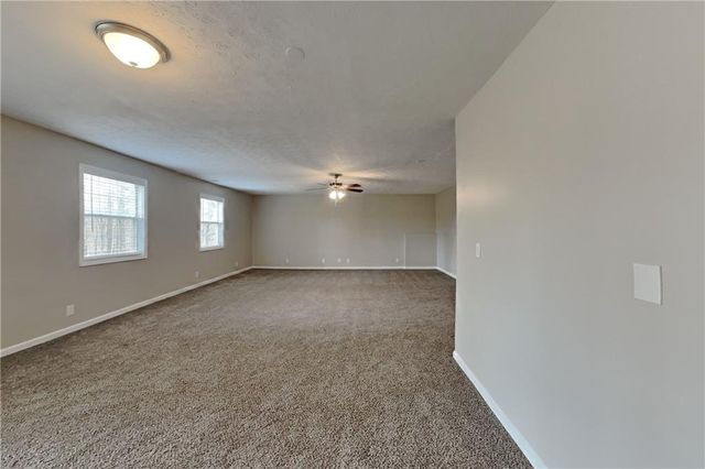 5493 Riverchase Drive, Flowery Branch, GA 30542