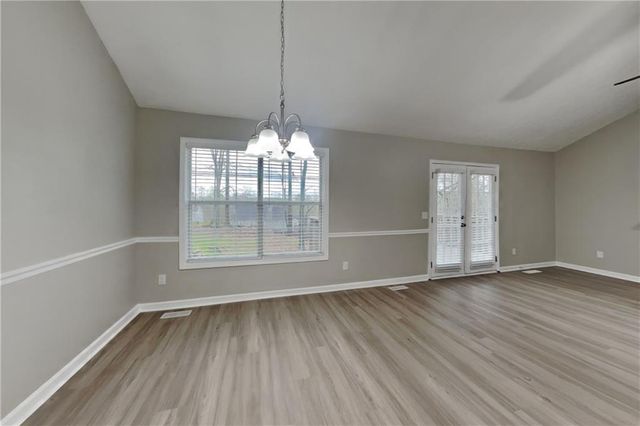 5493 Riverchase Drive, Flowery Branch, GA 30542