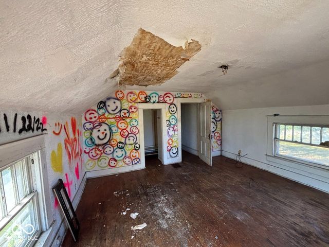 1202 S Boots Street, Marion, IN 46953