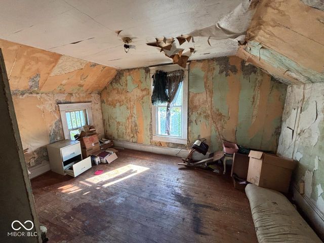 1202 S Boots Street, Marion, IN 46953