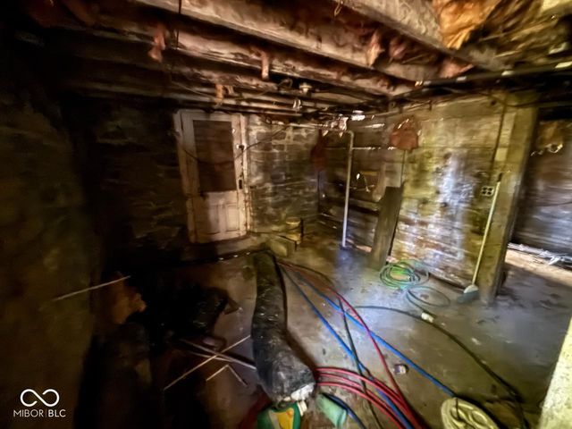 1202 S Boots Street, Marion, IN 46953