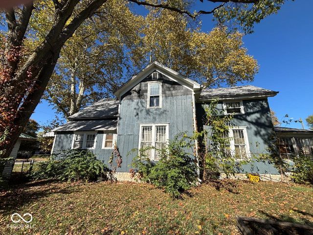 1202 S Boots Street, Marion, IN 46953