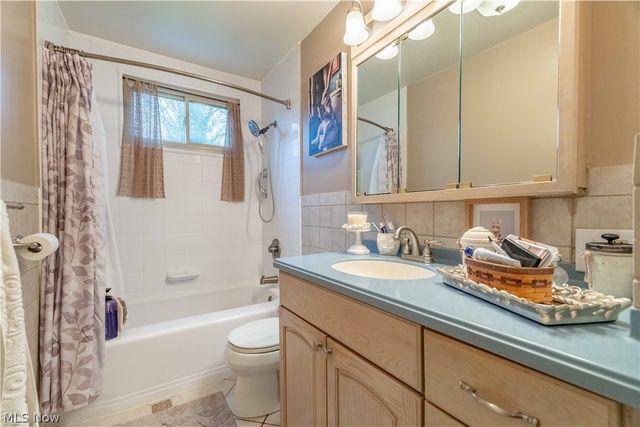 2435 Eastern Avenue, Alliance, OH 44601