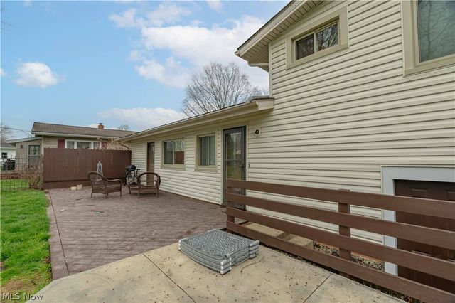 2435 Eastern Avenue, Alliance, OH 44601