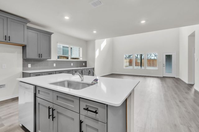 9425 Gossamer St, Mckinney, TX 75071