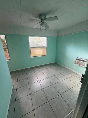 394 FERRIS DRIVE NW, Port Charlotte, FL 33952