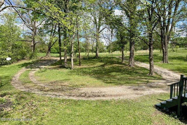 5610 Haunz Ln, Louisville, KY 40241