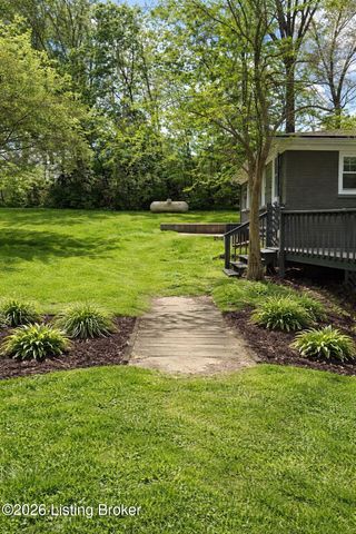5610 Haunz Ln, Louisville, KY 40241