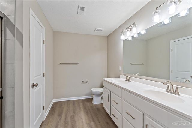 5883 Parkview Lane, Miami Twp, OH 45150