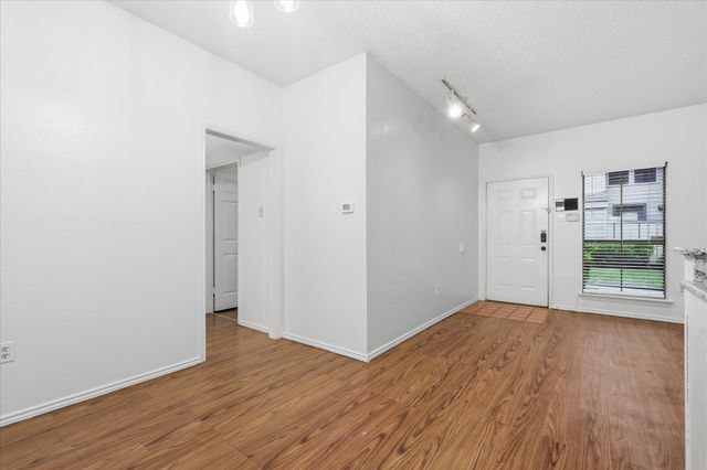 9600 Royal Lane 506, Dallas, TX 75243