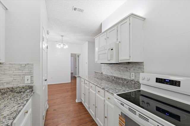 9600 Royal Lane 506, Dallas, TX 75243